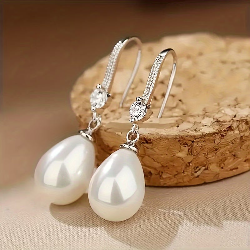 Classic Luxe Pearl Earrings